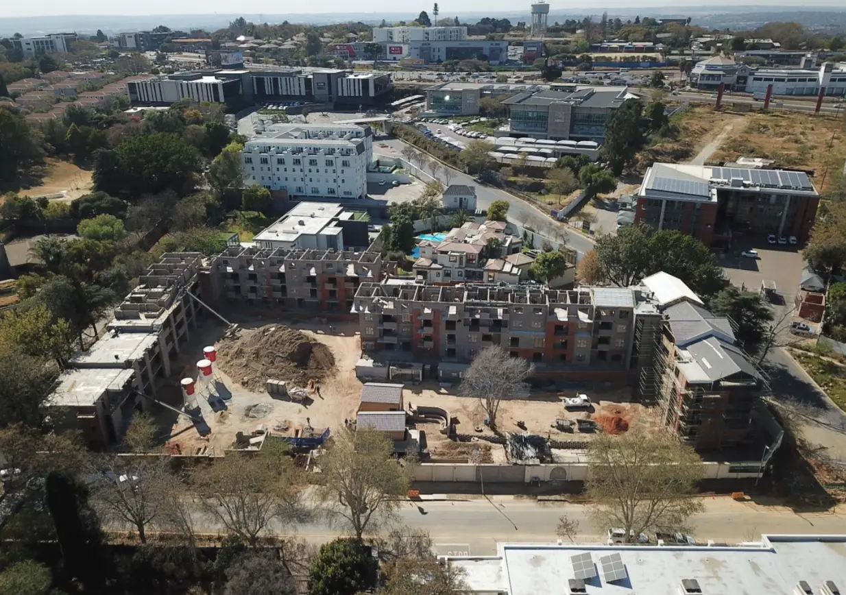 2 Bedroom Apartment for Sale in Bryanston