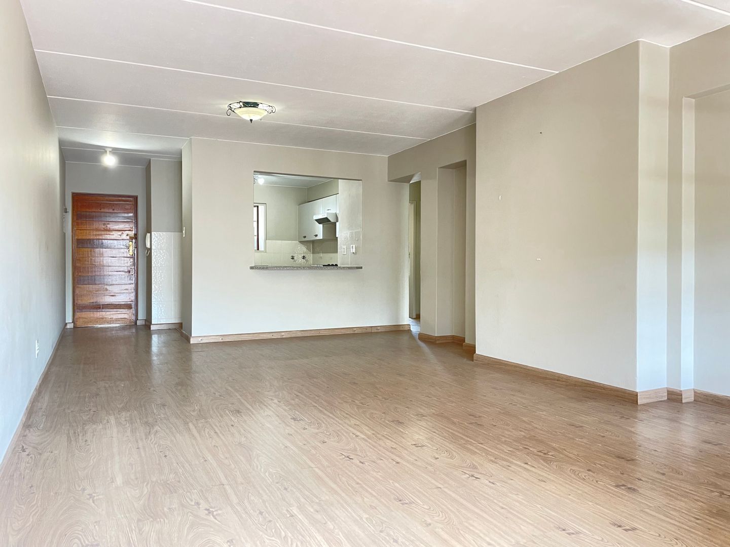 2 Bedroom Apartment to Rent in Hyde Park