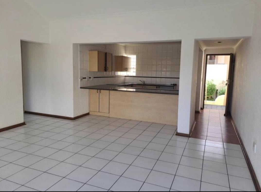 3 Bedroom Apartment for Sale in Sandown