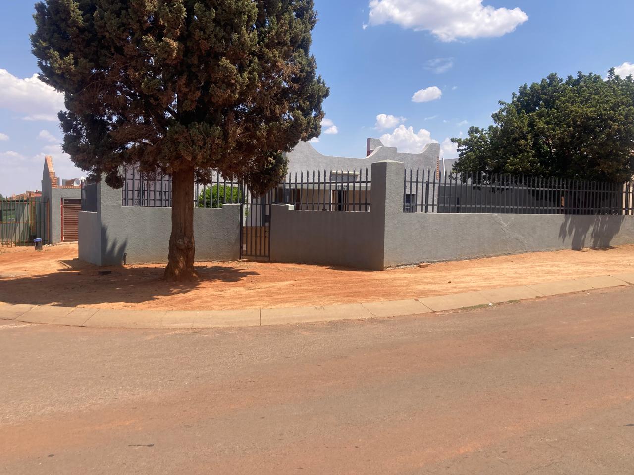 Home for Sale (Twin Home)