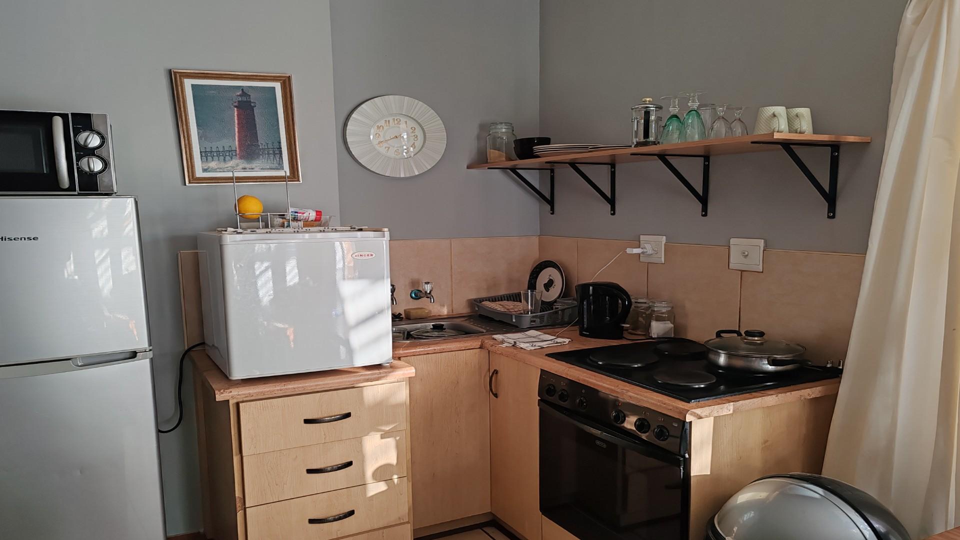 Charming Bachelor Unit for Sale in Popular Retirement Village, Hospitaalpark