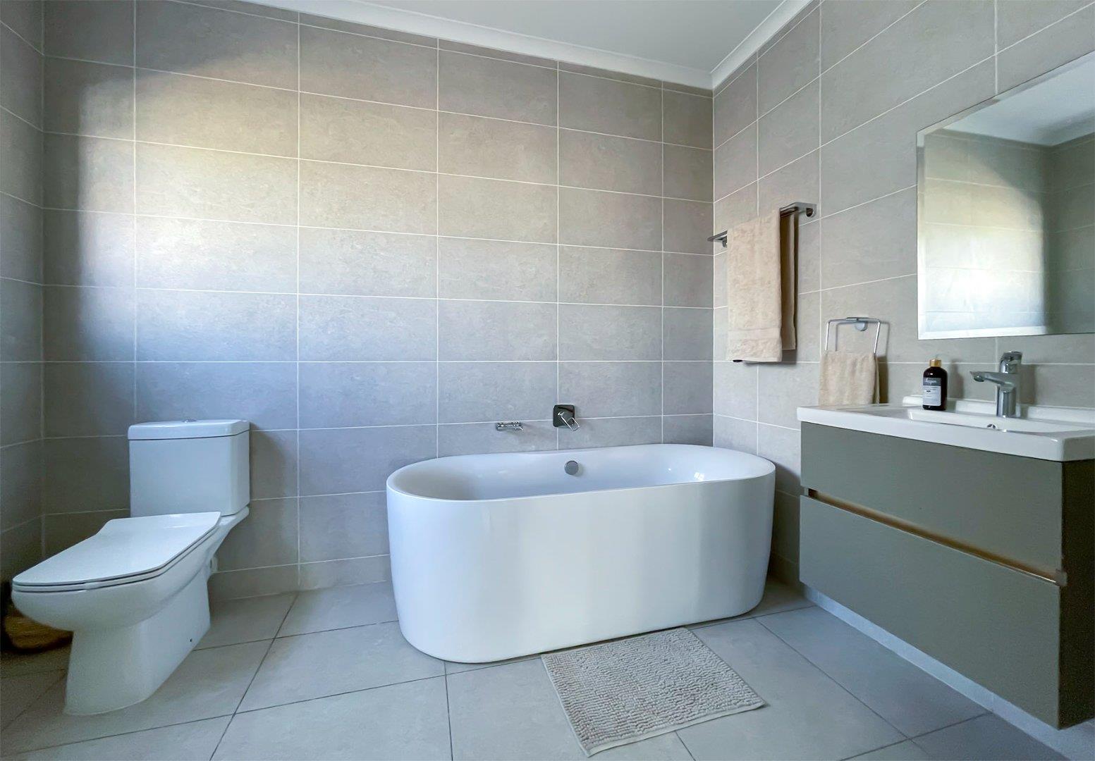 1 Bed Apartment for Sale at Emerald Skye, Greenstone Hill