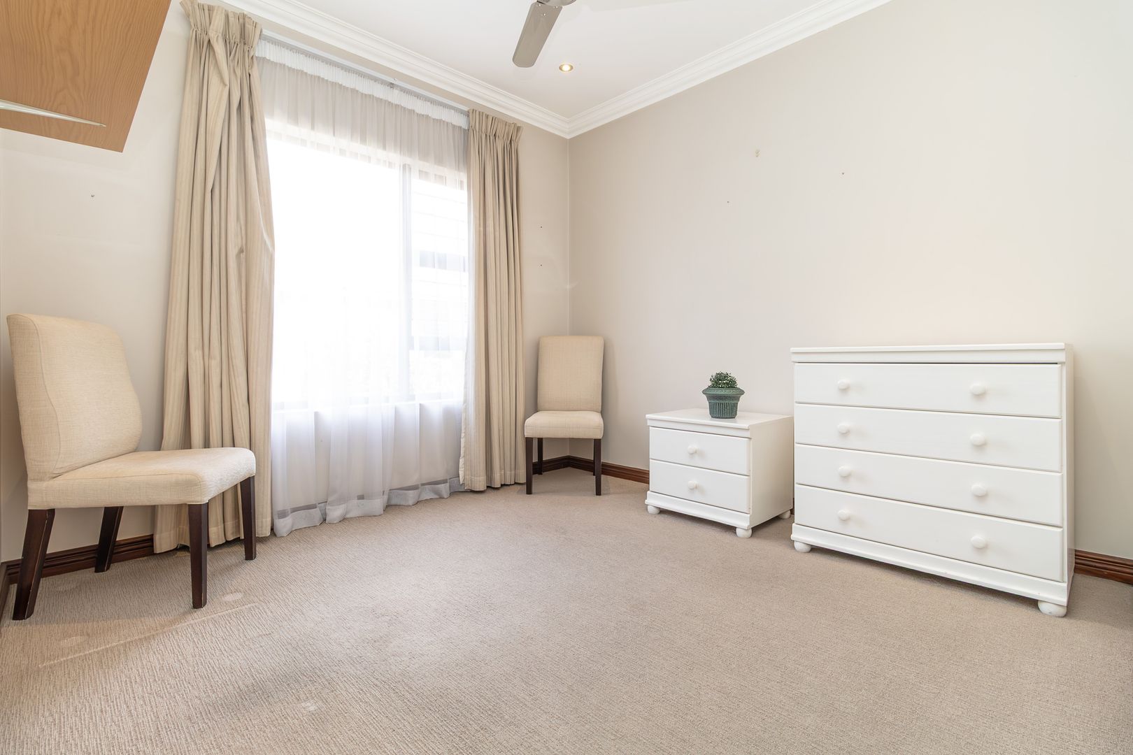 3 Bedroom Townhouse for Sale in Douglasdale Retirement Village