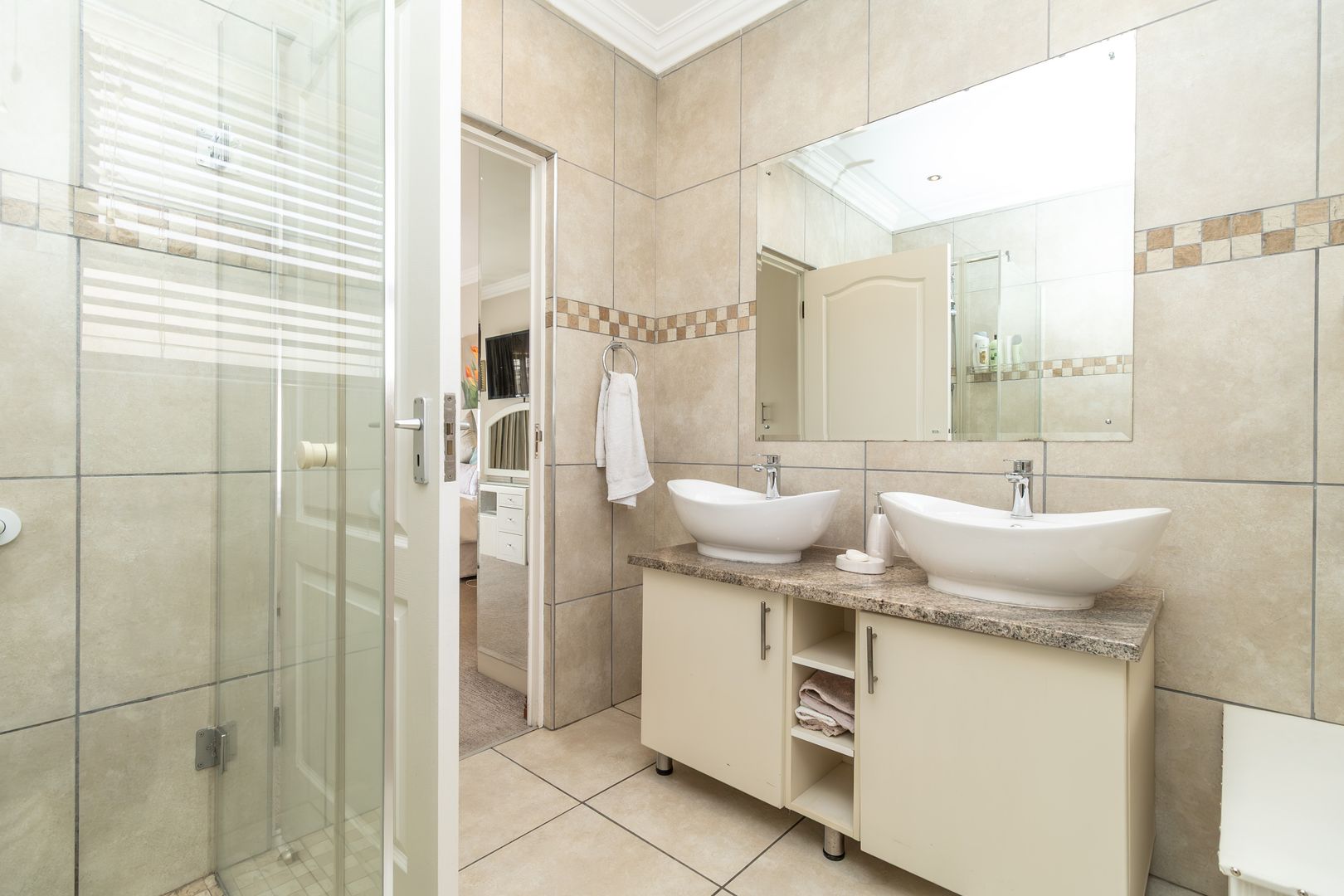 3 Bedroom Townhouse for Sale in Douglasdale Retirement Village