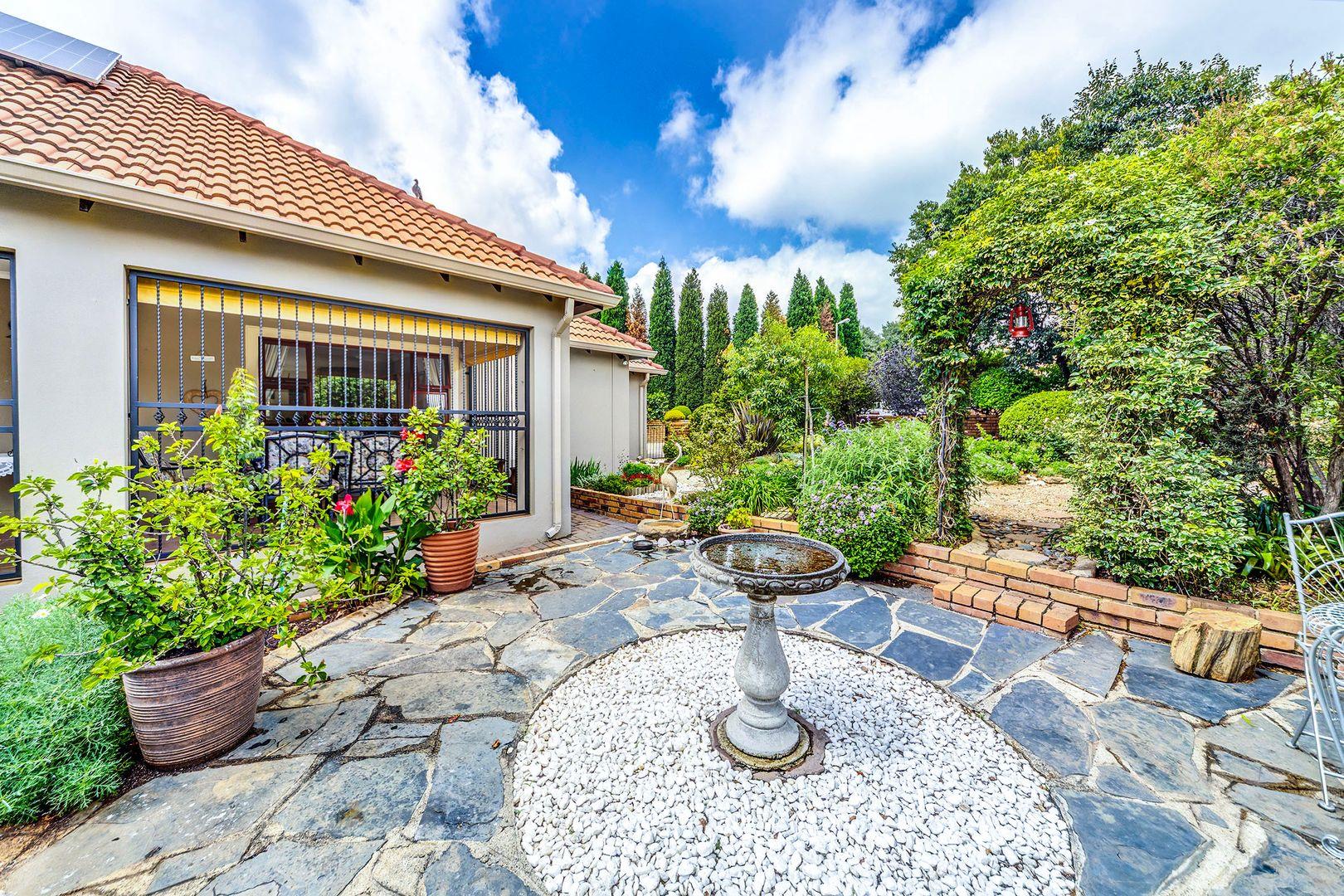 Stunning 4 Bedroom Home for Sale in Greenstone Hill – Secure Estate Living