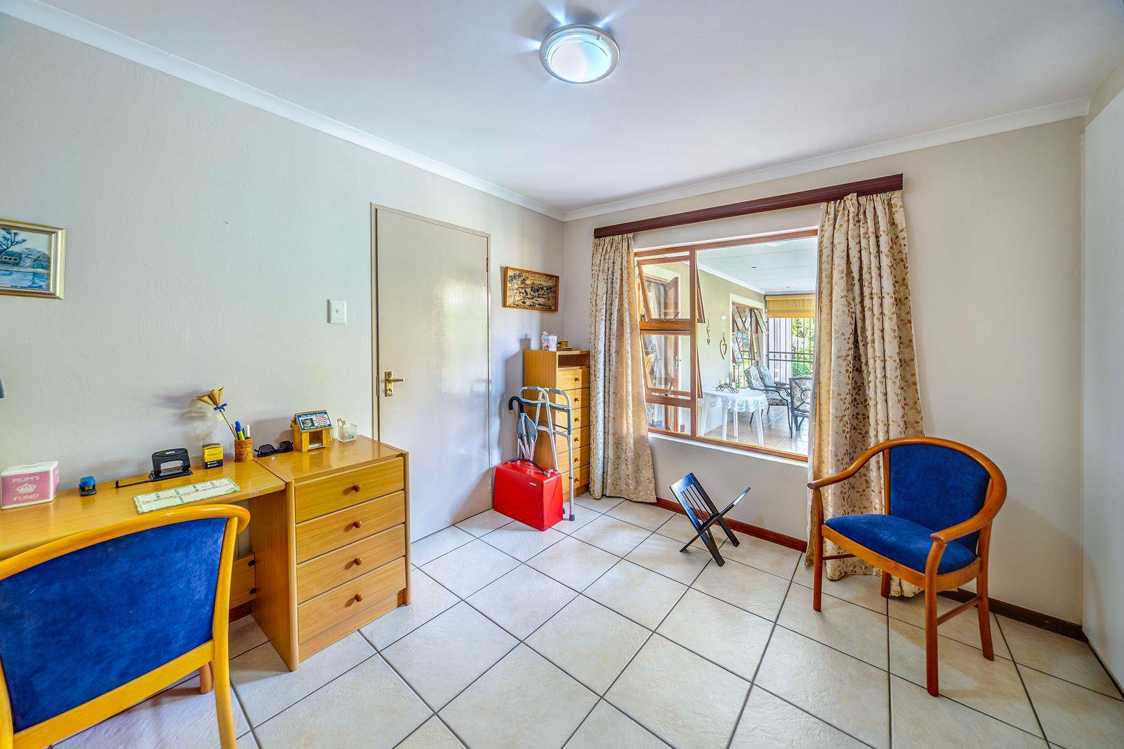 Stunning 4 Bedroom Home for Sale in Greenstone Hill – Secure Estate Living