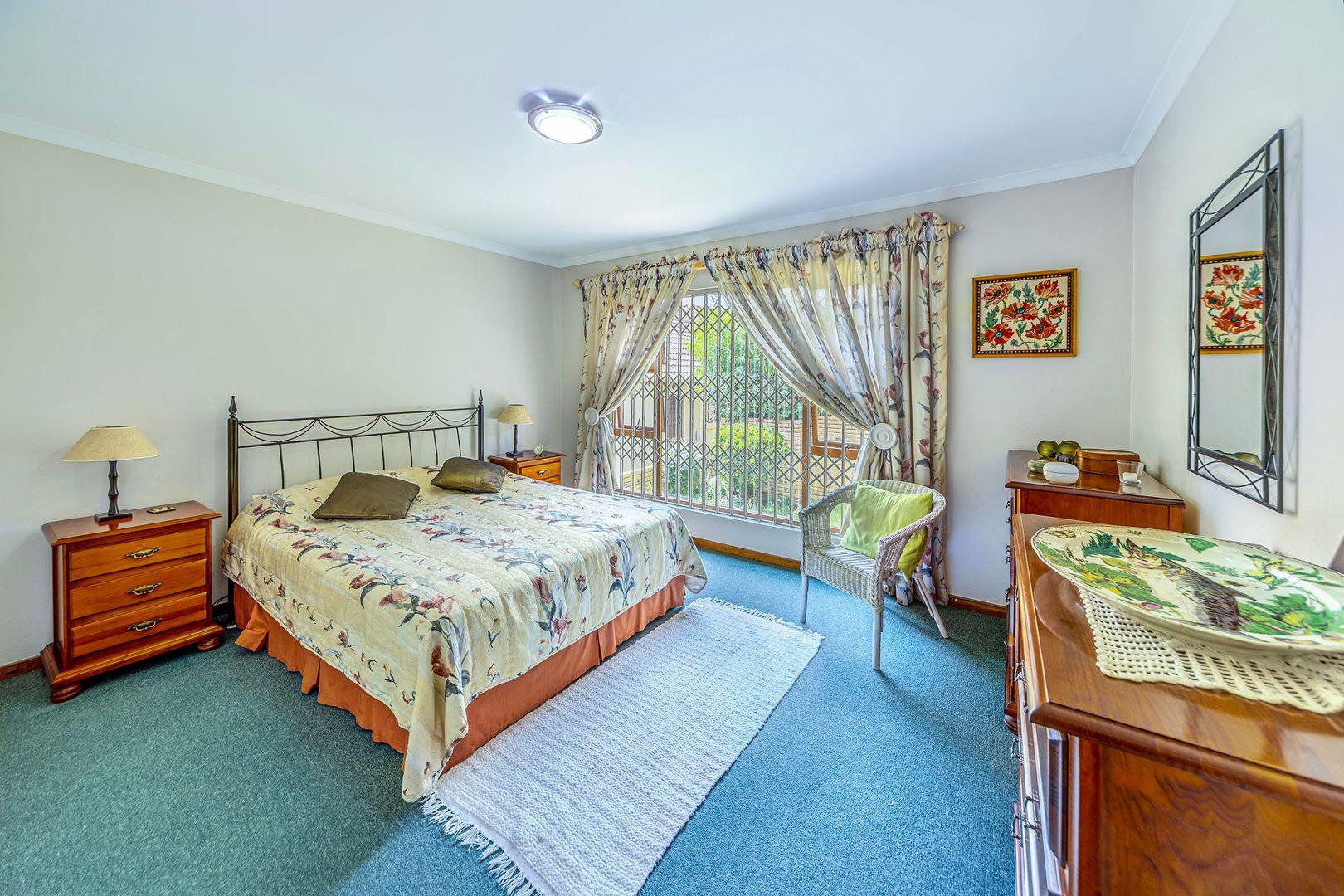 Stunning 4 Bedroom Home for Sale in Greenstone Hill – Secure Estate Living